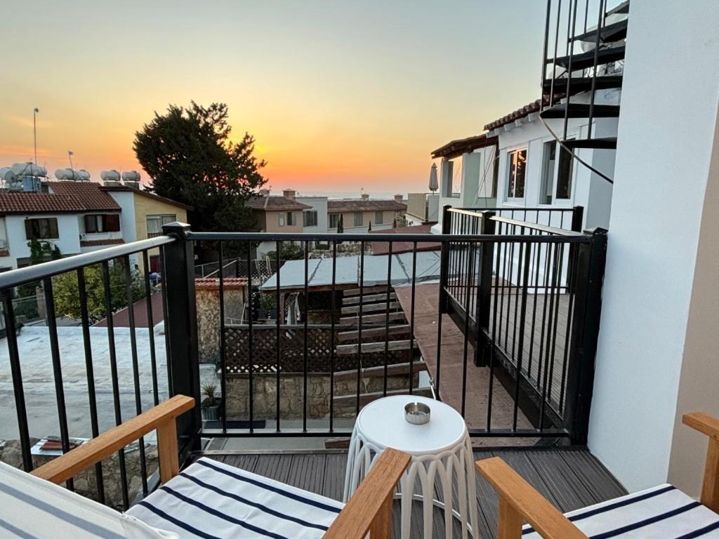 Apartamento Venus Lighthouse 2B, Sea-View, Paphos Center Exterior foto